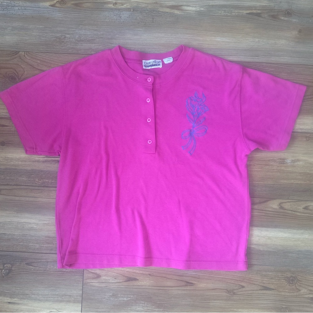 VINTAGE | Cabin Creek Petite Pink Henley Short Sleeve Top Floral Embroidery
